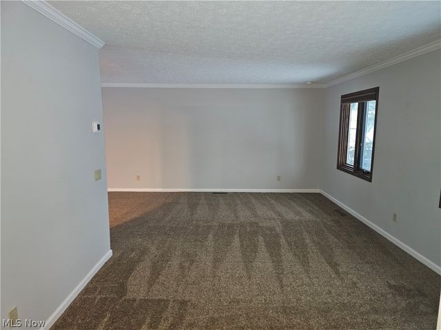 21586 Little Brook Way, Strongsville, OH 44149