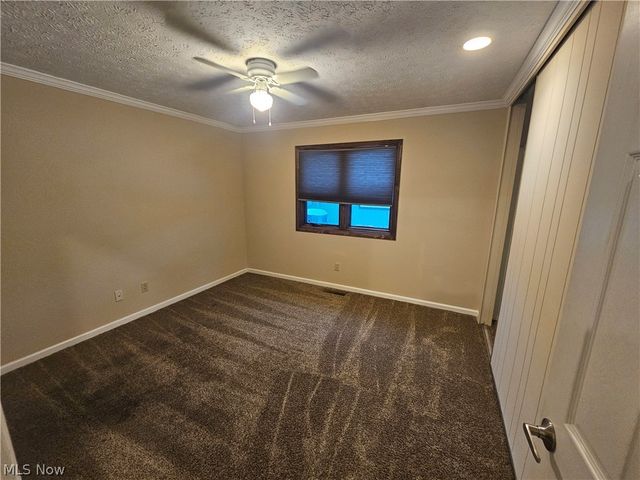 21586 Little Brook Way, Strongsville, OH 44149