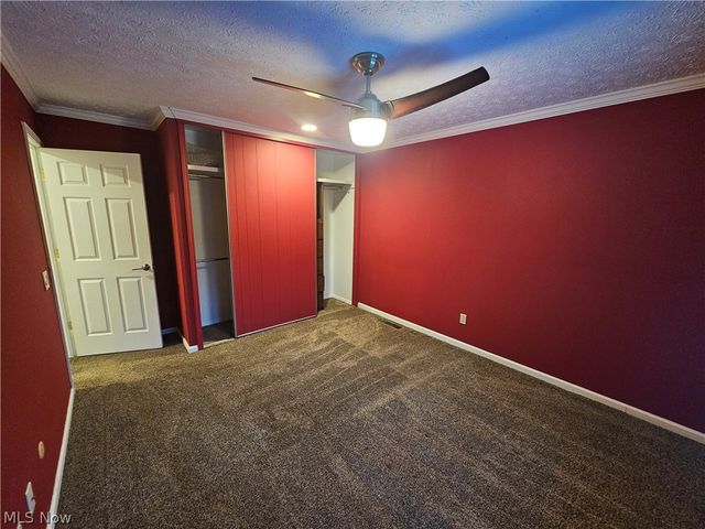 21586 Little Brook Way, Strongsville, OH 44149