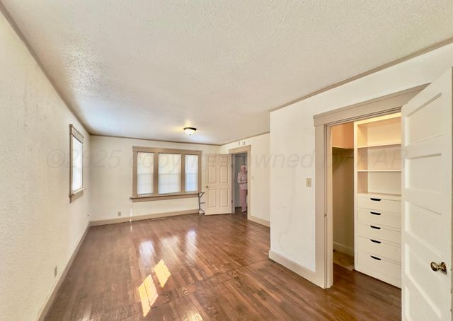 3701 S VAN BUREN Street, Amarillo, TX 79110