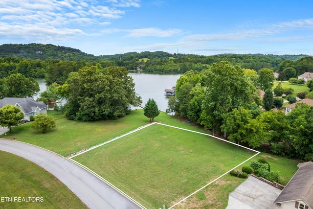 708 Wood Duck Drive, Vonore, TN 37885