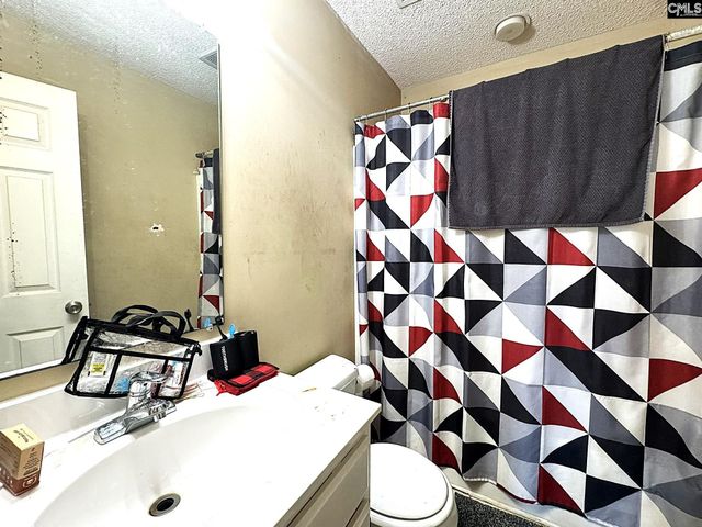 11 Derby Lane, Lugoff, SC 29078