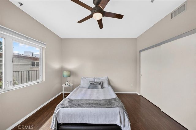 11124 Burbank Boulevard 108, North Hollywood, CA 91601
