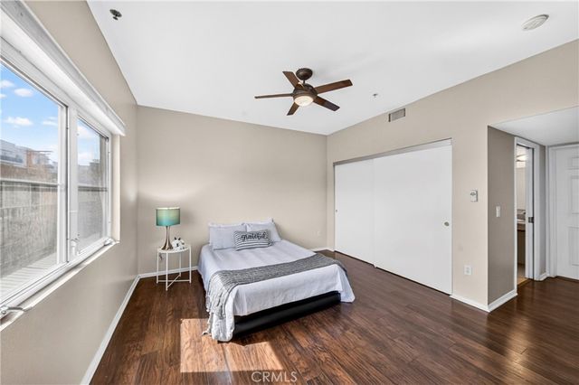11124 Burbank Boulevard 108, North Hollywood, CA 91601