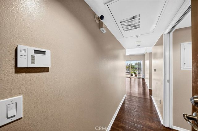 11124 Burbank Boulevard 108, North Hollywood, CA 91601