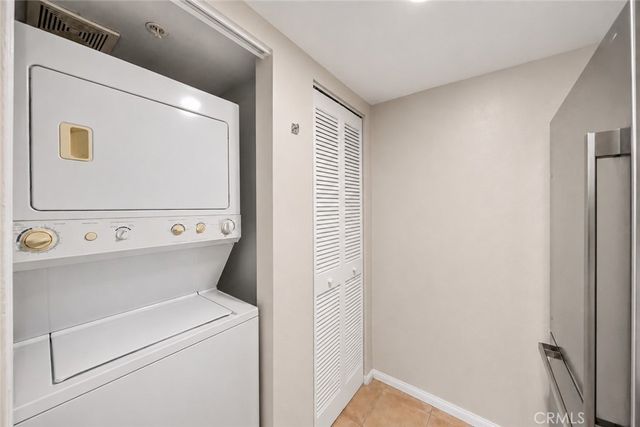 11124 Burbank Boulevard 108, North Hollywood, CA 91601