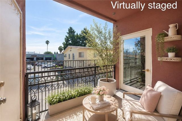 11124 Burbank Boulevard 108, North Hollywood, CA 91601