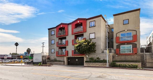 11124 Burbank Boulevard 108, North Hollywood, CA 91601