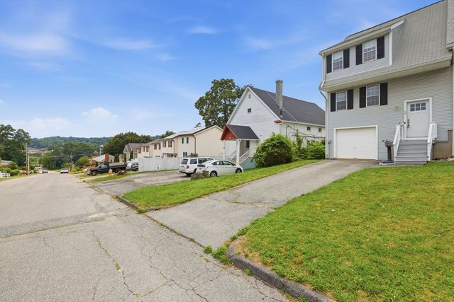 37 Grammont Road, Worcester, MA 01607