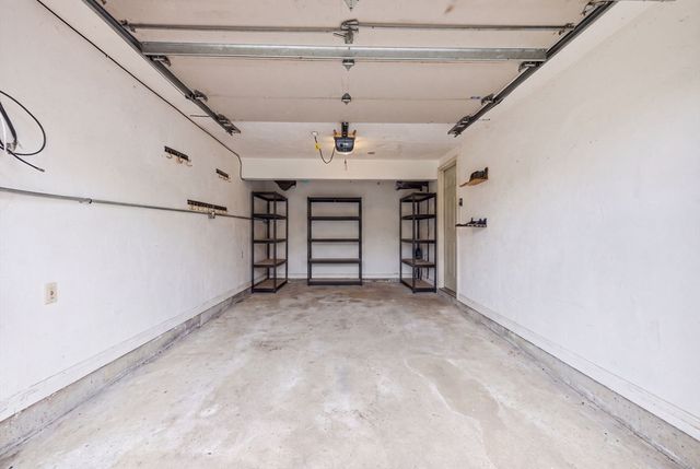 37 Grammont Road, Worcester, MA 01607