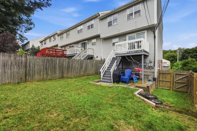 37 Grammont Road, Worcester, MA 01607