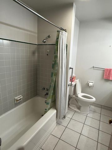 2825 N Hulbert Avenue, Fresno, CA 93705