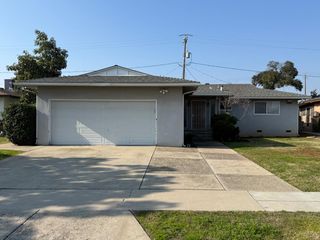 2825 N Hulbert Avenue, Fresno, CA 93705