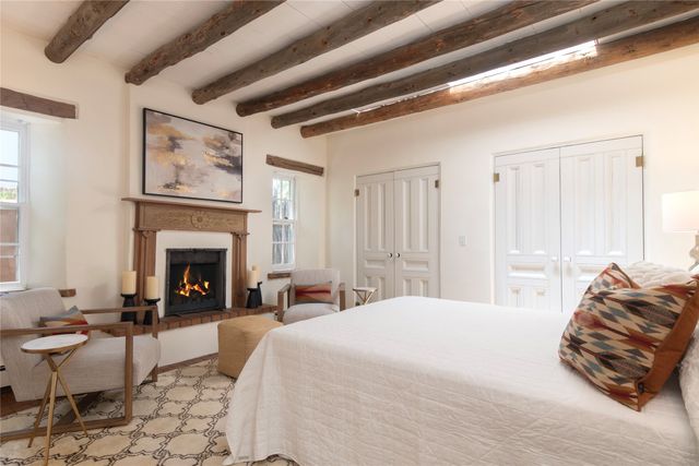 767 Acequia Madre 1, Santa Fe, NM 87505