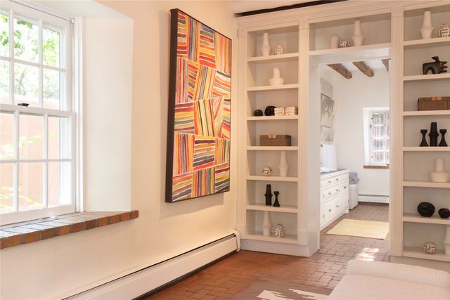 767 Acequia Madre 1, Santa Fe, NM 87505