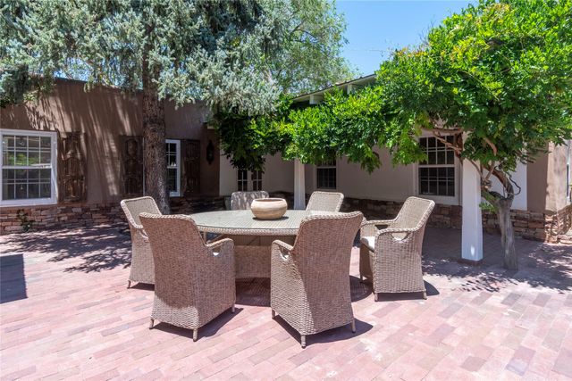 767 Acequia Madre 1, Santa Fe, NM 87505