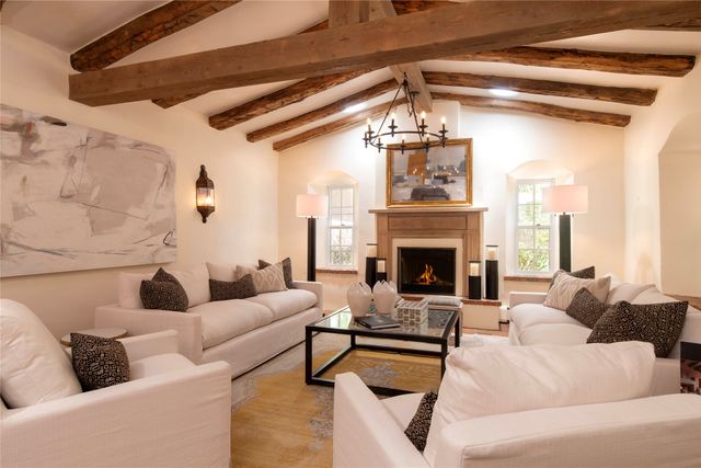767 Acequia Madre 1, Santa Fe, NM 87505