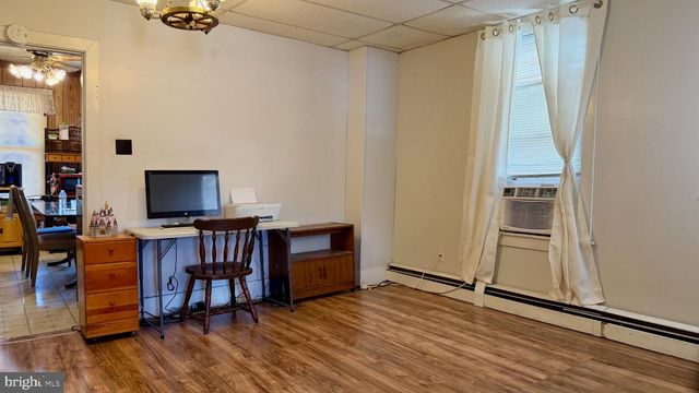 220 S 4TH ST, Emmaus, PA 18049