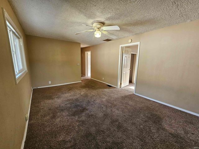 1348 S Waugh Street, Kokomo, IN 46902