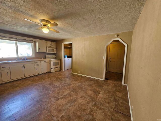 1348 S Waugh Street, Kokomo, IN 46902