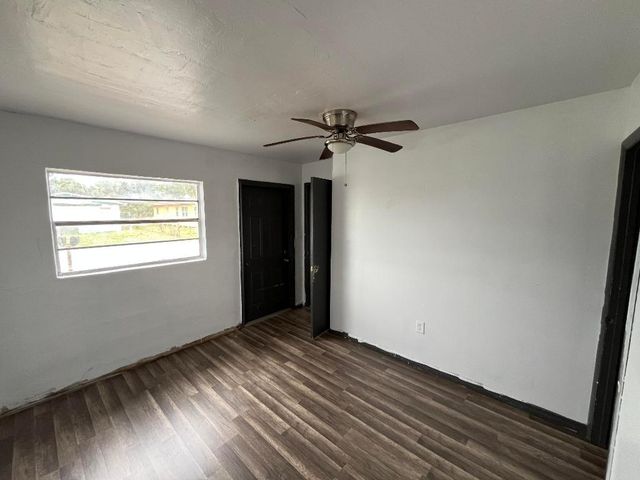 1507 Ave I A, Fort Pierce, FL 34950