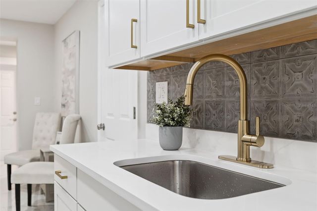 1375 LAKE DRIVE, Casselberry, FL 32707