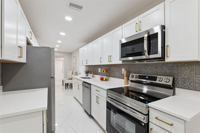 1375 LAKE DRIVE, Casselberry, FL 32707