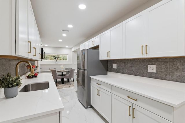 1375 LAKE DRIVE, Casselberry, FL 32707