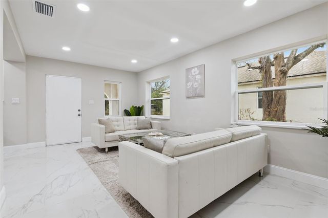 1375 LAKE DRIVE, Casselberry, FL 32707