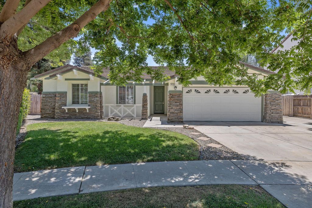 Image 1 of property listing at 4125 W Harold, Visalia, CA 93291