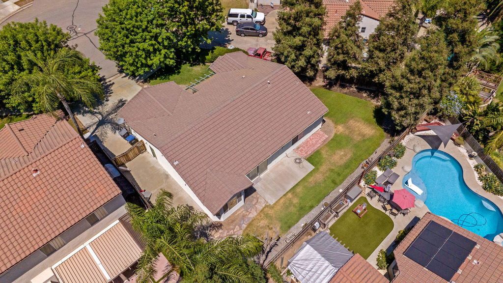 Image 41 of property listing at 4125 W Harold, Visalia, CA 93291
