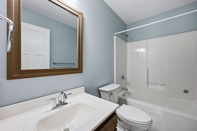 1464 Dunley Court, Iowa City, IA 52246
