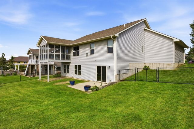 1464 Dunley Court, Iowa City, IA 52246