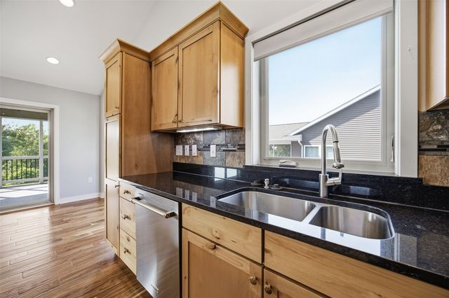 1464 Dunley Court, Iowa City, IA 52246