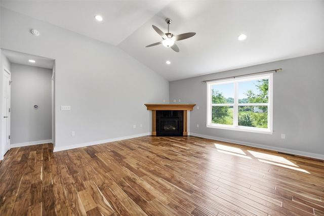1464 Dunley Court, Iowa City, IA 52246
