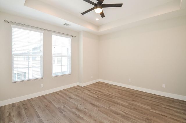 1223 W Tidwell Road, Houston, TX 77091