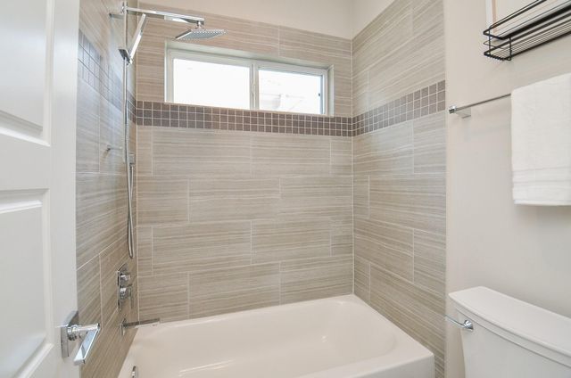 1223 W Tidwell Road, Houston, TX 77091