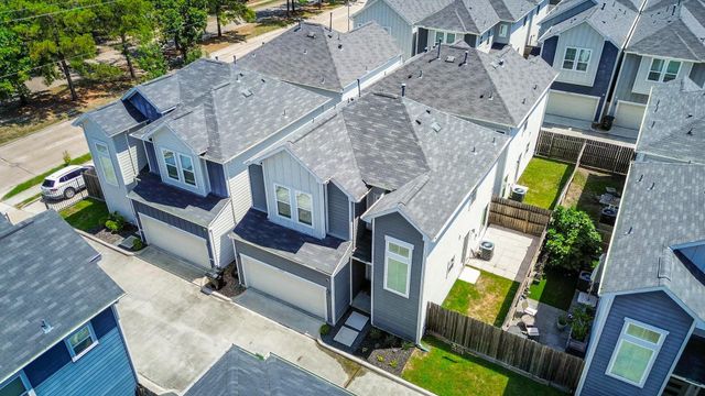 1223 W Tidwell Road, Houston, TX 77091