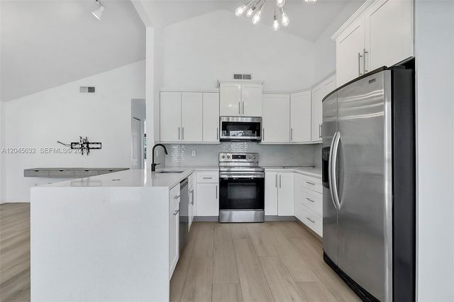 23384 Shetland Run, Boca Raton, FL 33433