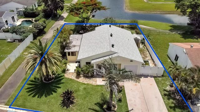 23384 Shetland Run, Boca Raton, FL 33433