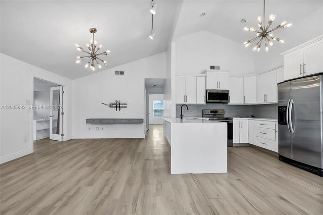 23384 Shetland Run, Boca Raton, FL 33433