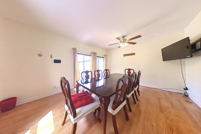 7246 N Meade Avenue, Chicago, IL 60646