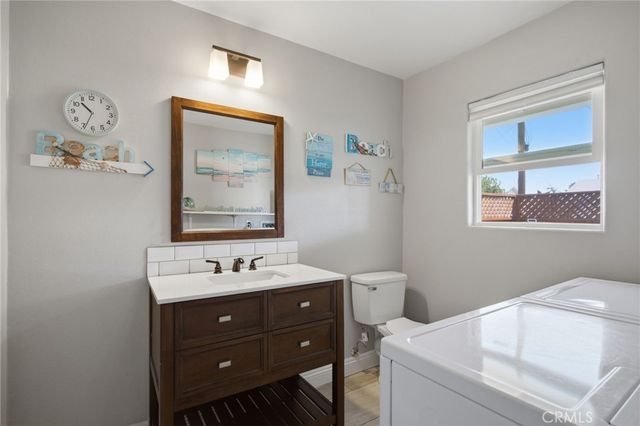 29140 Prestwick Road, Menifee, CA 92586