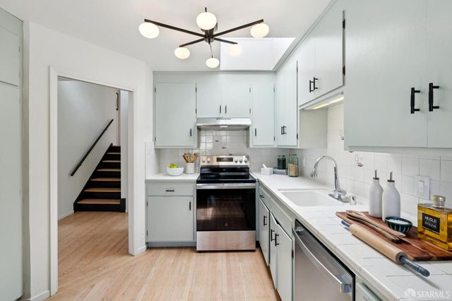 834 Congo Street, San Francisco, CA 94131