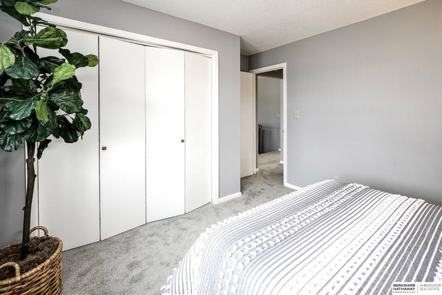 1925-1935 E Dodge Street, Fremont, NE 68025