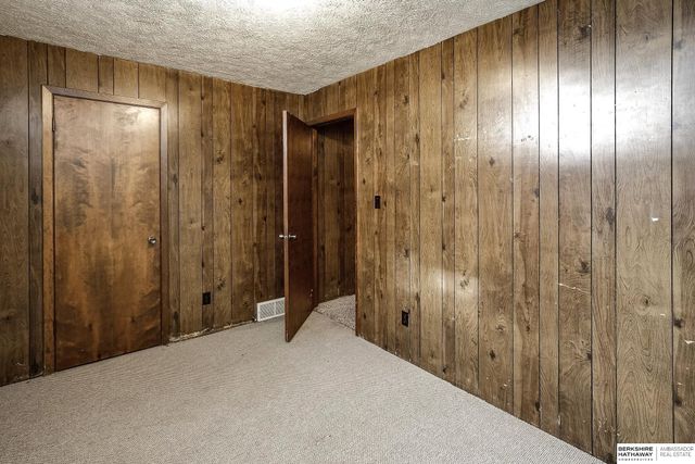 1925-1935 E Dodge Street, Fremont, NE 68025