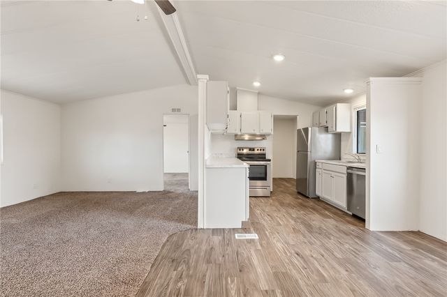 2196 E Cabot Drive, Mohave Valley, AZ 86440