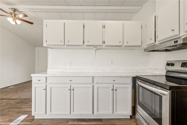 2196 E Cabot Drive, Mohave Valley, AZ 86440