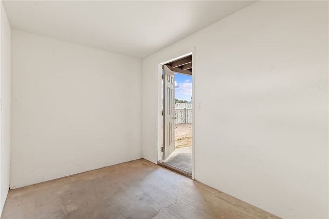 2196 E Cabot Drive, Mohave Valley, AZ 86440