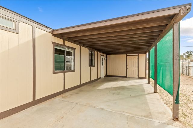 2196 E Cabot Drive, Mohave Valley, AZ 86440